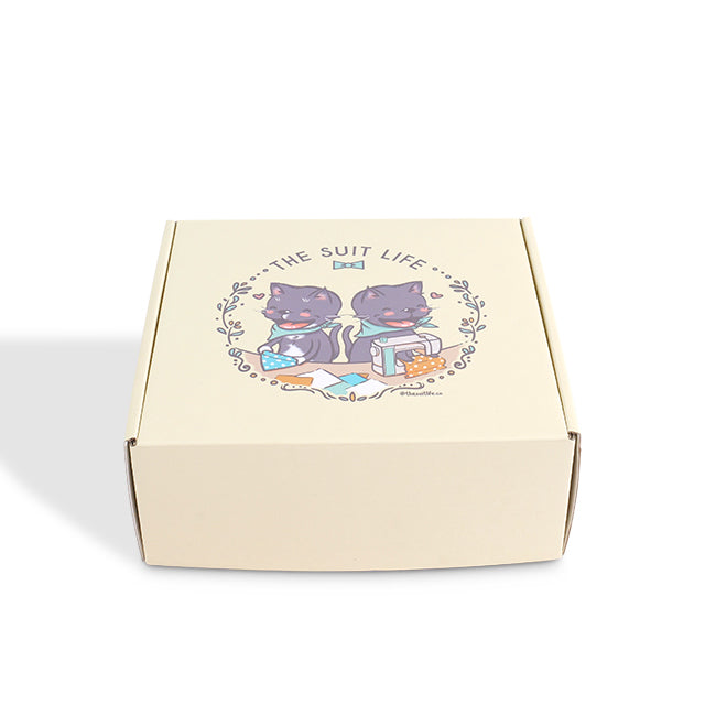 Printed cat food mailer box with front artwork and folded lid